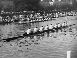 Thames Cup VIII beating Queens&#039; College