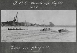 TRC Handicap Eights 1921 - race in progress