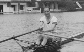 Tig Tyler sculling at Henley